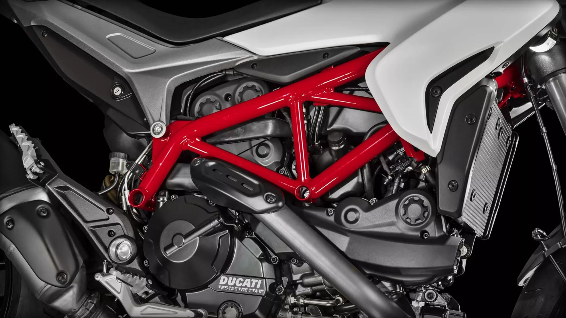 Ducati Hypermotard 939 - Image 9 Ducati Hypermotard 939 - Image 9